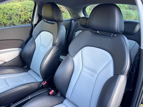 Audi A1 1.4 TFSI Sport S Tronic Euro 5 (s/s) 3dr 57