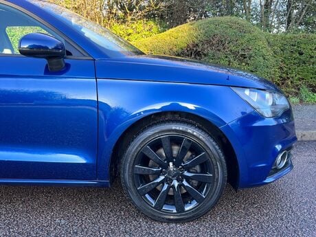 Audi A1 1.4 TFSI Sport S Tronic Euro 5 (s/s) 3dr 9