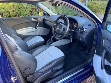 Audi A1 1.4 TFSI Sport S Tronic Euro 5 (s/s) 3dr 14