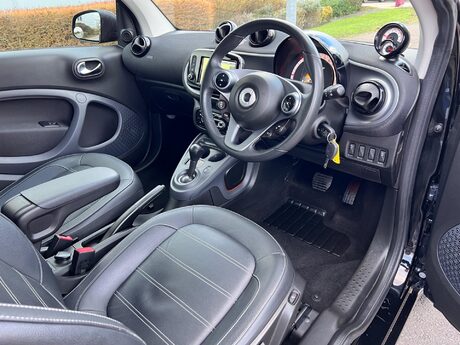 Smart Fortwo Coupe 0.9T Prime (Premium Plus) Twinamic Euro 6 (s/s) 2dr 17