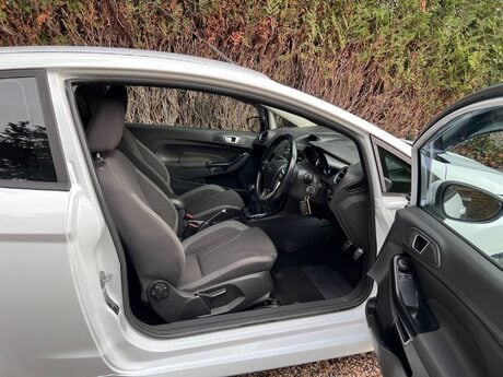 Ford Fiesta 1.0T EcoBoost Zetec S Euro 6 (s/s) 3dr 17