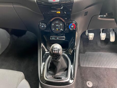 Ford Fiesta 1.0T EcoBoost Zetec S Euro 6 (s/s) 3dr 22