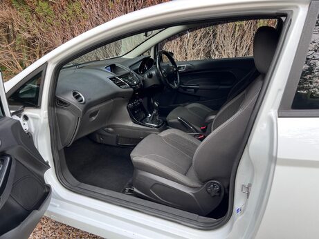 Ford Fiesta 1.0T EcoBoost Zetec S Euro 6 (s/s) 3dr 57