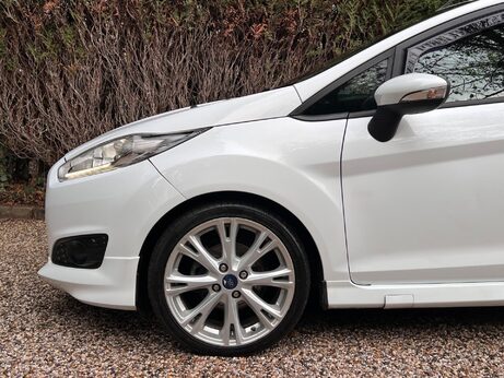 Ford Fiesta 1.0T EcoBoost Zetec S Euro 6 (s/s) 3dr 11