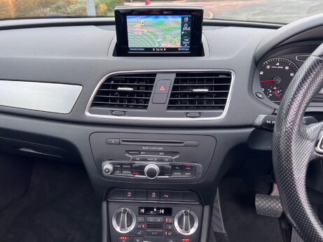 Audi Q3 1.4 TFSI S line S Tronic Euro 6 (s/s) 5dr 22