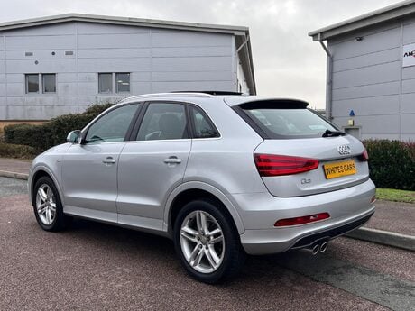 Audi Q3 1.4 TFSI S line S Tronic Euro 6 (s/s) 5dr 8