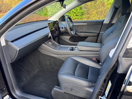 Tesla Model Y (Dual Motor) Long Range Auto 4WDE 5dr 18