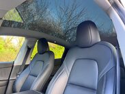 Tesla Model Y (Dual Motor) Long Range Auto 4WDE 5dr 25