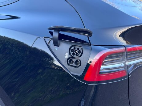 Tesla Model Y (Dual Motor) Long Range Auto 4WDE 5dr 78