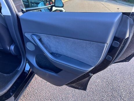 Tesla Model Y (Dual Motor) Long Range Auto 4WDE 5dr 62