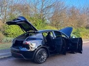 Tesla Model Y (Dual Motor) Long Range Auto 4WDE 5dr 60