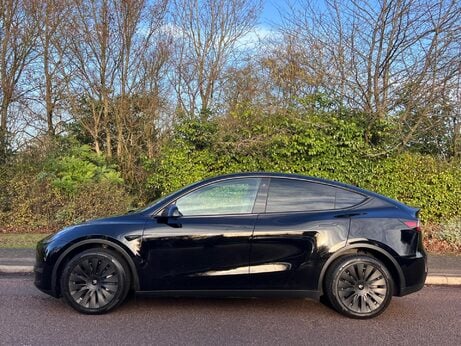 Tesla Model Y (Dual Motor) Long Range Auto 4WDE 5dr 1