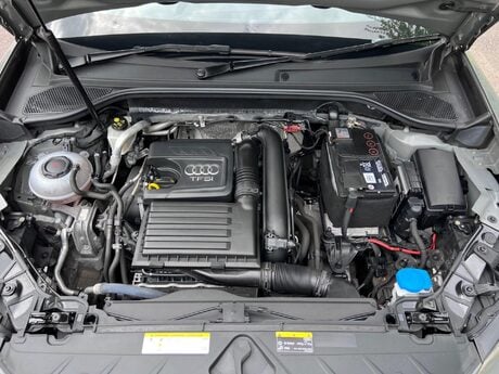 Audi Q2 1.4 TFSI CoD Edition 1 S Tronic Euro 6 (s/s) 5dr 40