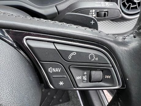 Audi Q2 1.4 TFSI CoD Edition 1 S Tronic Euro 6 (s/s) 5dr 51