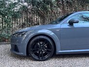 Audi TT 2.0 TFSI S line S Tronic quattro Euro 6 (s/s) 3dr 64