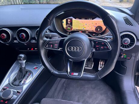 Audi TT 2.0 TFSI S line S Tronic quattro Euro 6 (s/s) 3dr 5