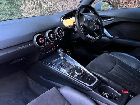 Audi TT 2.0 TFSI S line S Tronic quattro Euro 6 (s/s) 3dr 54