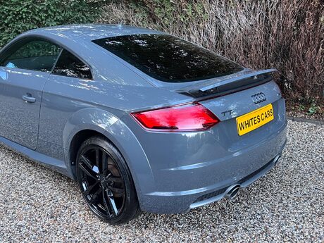 Audi TT 2.0 TFSI S line S Tronic quattro Euro 6 (s/s) 3dr 28