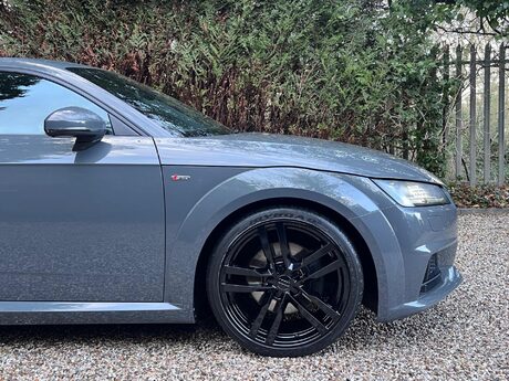 Audi TT 2.0 TFSI S line S Tronic quattro Euro 6 (s/s) 3dr 13