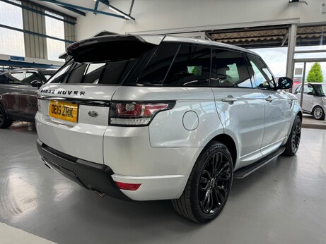 Land Rover Range Rover Sport 3.0 SD V6 HSE Dynamic Auto 4WD Euro 5 (s/s) 5dr 9