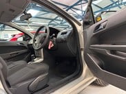 Vauxhall Astra 1.8i 16v Life 5dr 40