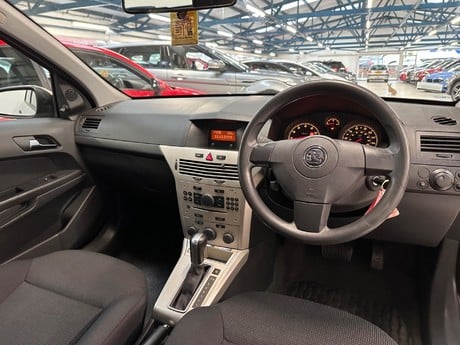 Vauxhall Astra 1.8i 16v Life 5dr 27