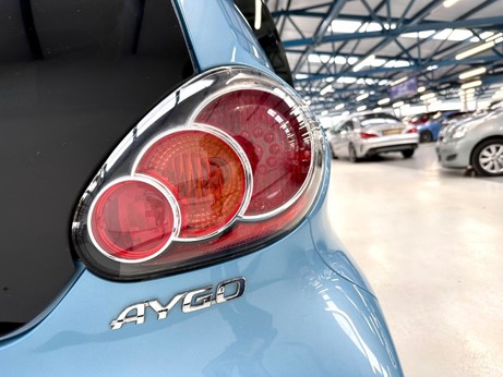 Toyota Aygo 1.0 VVT-i Move Euro 5 5dr 31