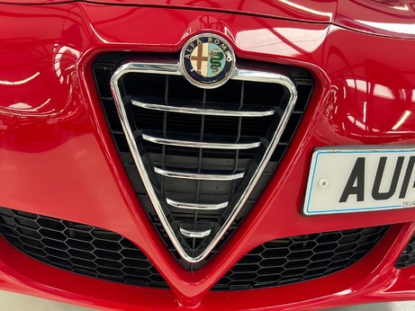 Alfa Romeo Giulietta 1.6 JTDM-2 Collezione Euro 5 (s/s) 5dr 4