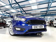 Ford Focus 1.0T EcoBoost ST-Line Euro 6 (s/s) 5dr 8