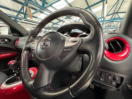 Nissan Juke 1.6 DIG-T Acenta Premium Euro 5 5dr 45