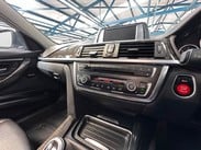 BMW 3 Series 2.0 320d Luxury xDrive Euro 5 (s/s) 4dr 14