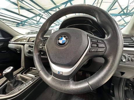 BMW 3 Series 2.0 320d Luxury xDrive Euro 5 (s/s) 4dr 19
