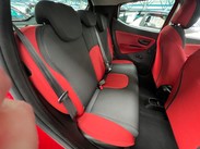 Chrysler Ypsilon 1.2 Black&Red Euro 5 (s/s) 5dr 17