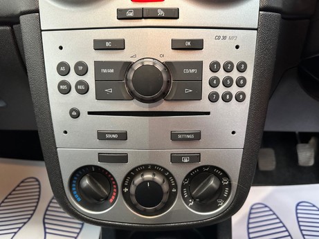 Vauxhall Corsa 1.2 16V Active Euro 5 5dr 17