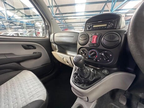 Fiat Doblo 1.4 Dynamic 5dr 21