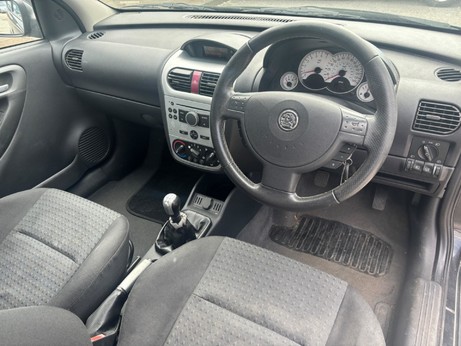 Vauxhall Corsa 1.2i 16v SXi 3dr 17