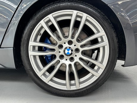 BMW 3 Series 2.0 325d BluePerformance M Sport Touring Auto Euro 6 (s/s) 5dr 12