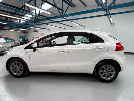 Kia Rio 1.25 1 Air Euro 5 5dr 3