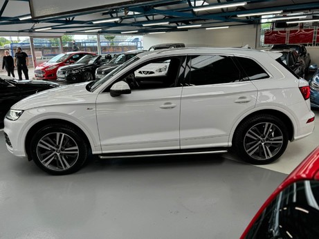 Audi Q5 2.0 TFSI S line S Tronic quattro Euro 6 (s/s) 5dr 1