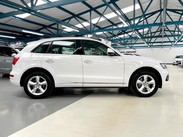 Audi Q5 2.0 TDI SE S Tronic quattro Euro 5 (s/s) 5dr 8