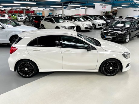 Mercedes-Benz A Class 1.5 A180 CDI AMG Night Edition Euro 6 (s/s) 5dr 7