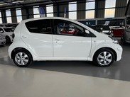 Toyota Aygo 1.0 VVT-i Go Euro 5 5dr 8