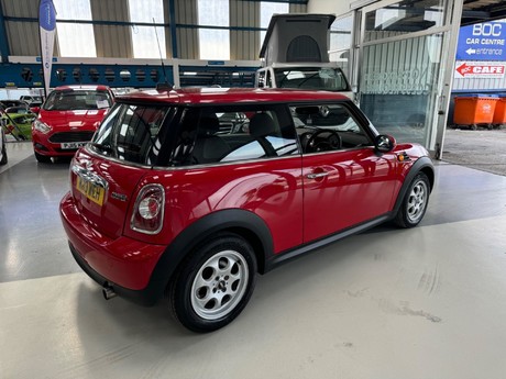 Mini Hatch 1.6 Cooper Euro 5 (s/s) 3dr 7