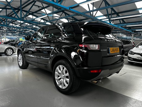 Land Rover Range Rover Evoque 2.0 TD4 SE Tech 4WD Euro 6 (s/s) 5dr 9