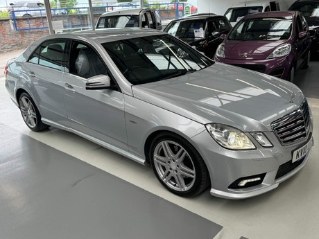 Mercedes-Benz E Class 2.1 E200 CDI BlueEfficiency Sport Tiptronic Euro 5 4dr 99