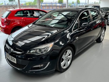 Vauxhall Astra 1.7 CDTi ecoFLEX SRi Euro 5 5dr