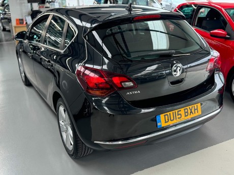 Vauxhall Astra 1.7 CDTi ecoFLEX SRi Euro 5 5dr 12