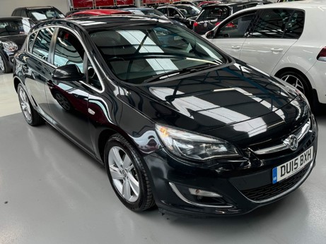 Vauxhall Astra 1.7 CDTi ecoFLEX SRi Euro 5 5dr 15