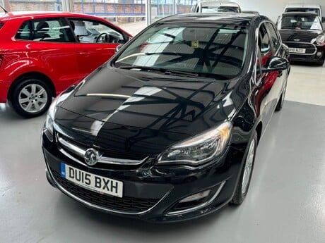 Vauxhall Astra 1.7 CDTi ecoFLEX SRi Euro 5 5dr 2