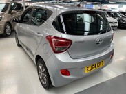 Hyundai i10 1.2 Premium Euro 5 5dr 4